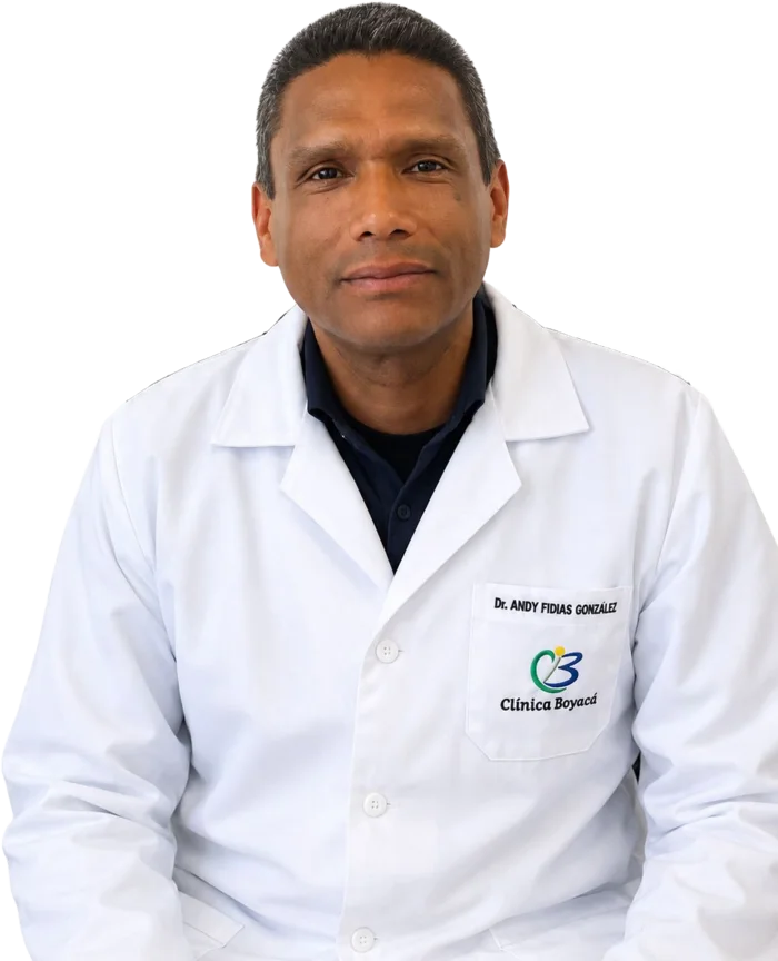 Dr. Andy Fidias González, otorrinolaringólogo de Clínica Boyacá